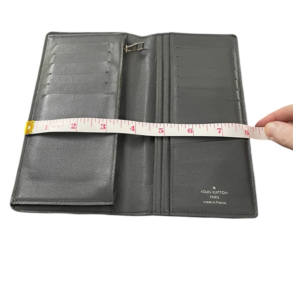 RARE Space Grey Taiga Leather Flat Lay Bi Fold LV Wallet - Picture 9 of 16